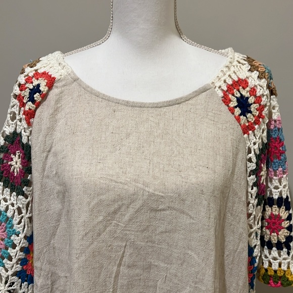 EUC Women’s UMGEE $70 Linen Blend Crochet Sleeve Top Plus Size 1XL Boho Beach - Picture 10 of 16